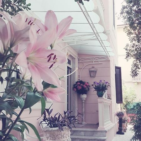 Villa La Fonte مارينا دي بييتراسانْت المظهر الخارجي الصورة