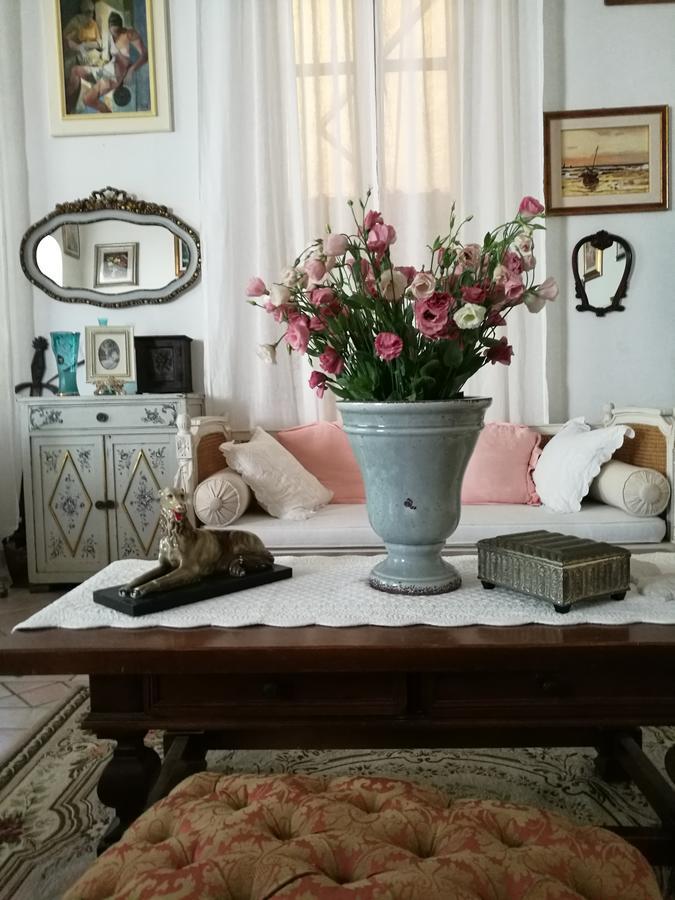 Villa La Fonte مارينا دي بييتراسانْت المظهر الخارجي الصورة