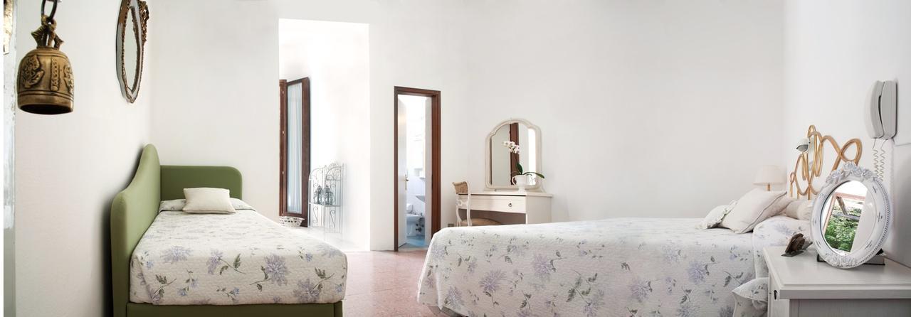 Villa La Fonte مارينا دي بييتراسانْت المظهر الخارجي الصورة